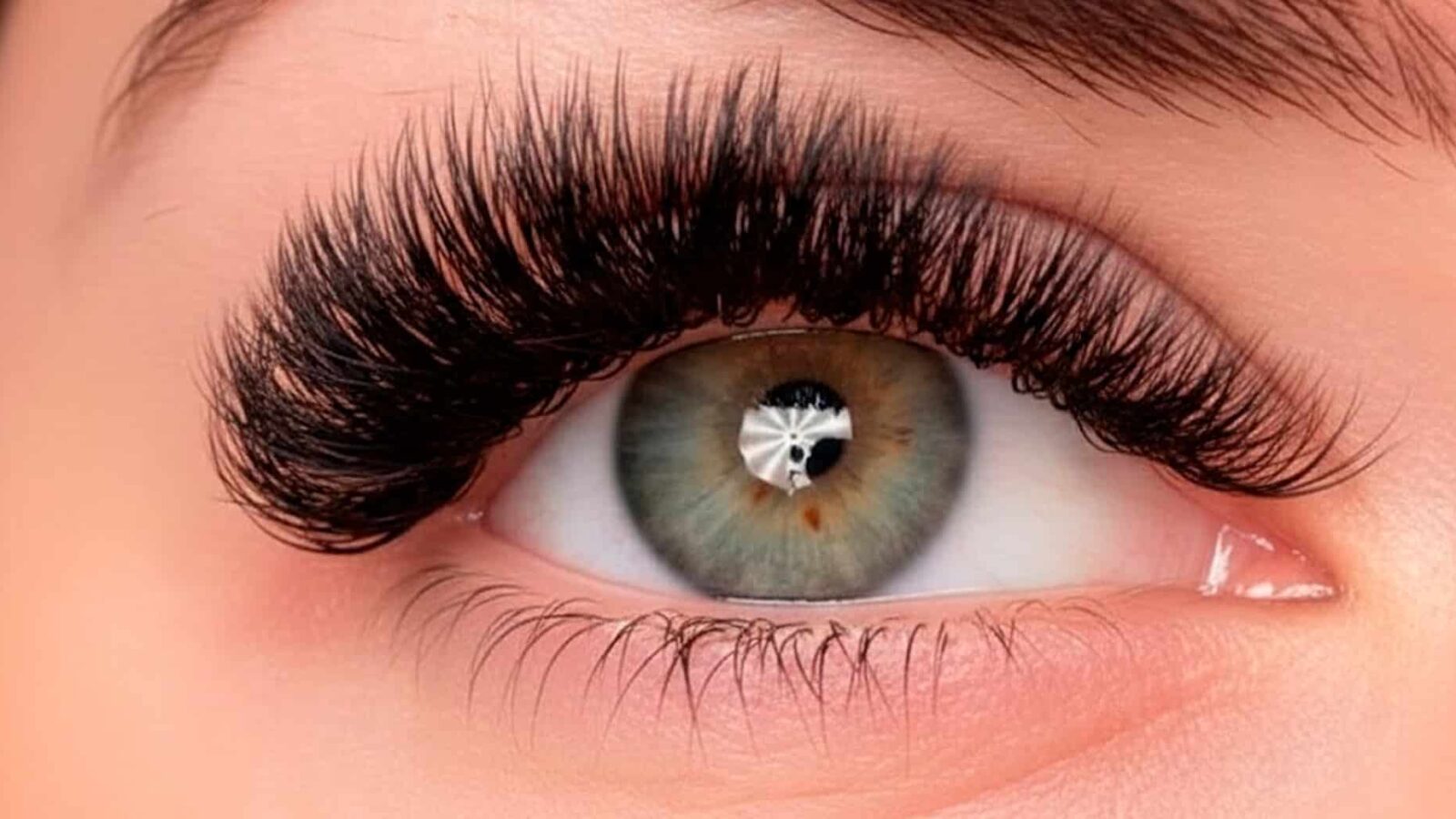 Extensiones de pestañas Volumen Ruso
